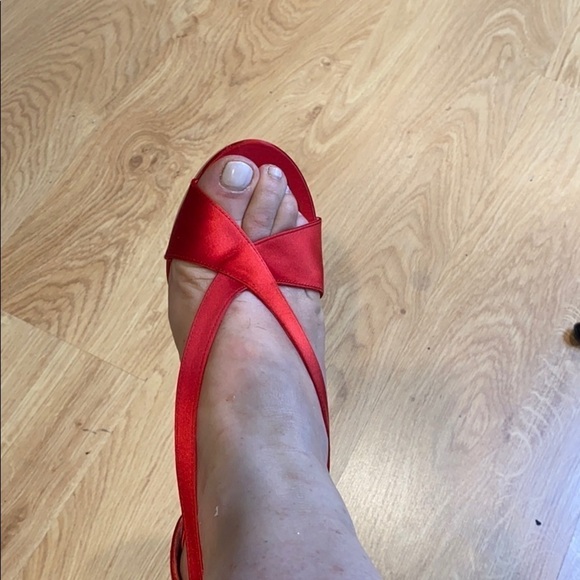 Givenchy Sz 39 Red Satin High Heel Wedge Sandals - Picture 12 of 13